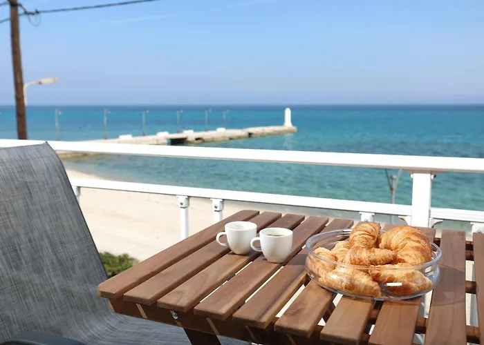 Take Me To The Sea 3 - Beachfront, Starlink, Location *