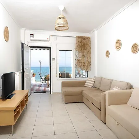 Take Me To The Sea 3 - Beachfront, Starlink, Location Ferienhaus
